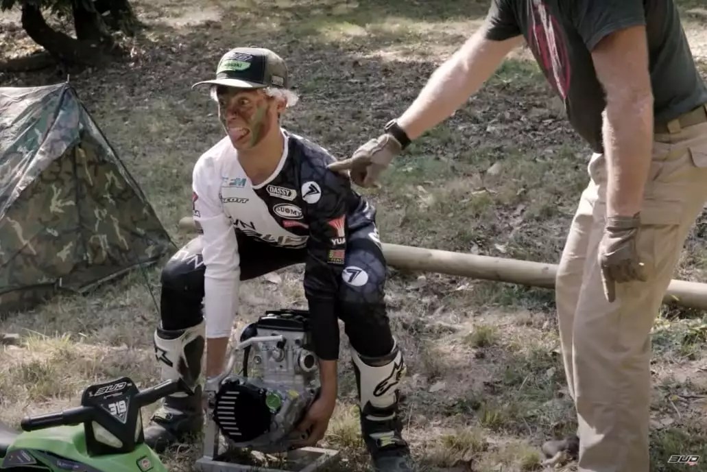 Vidéo Le team Bud Racing en stage commando MotoStation