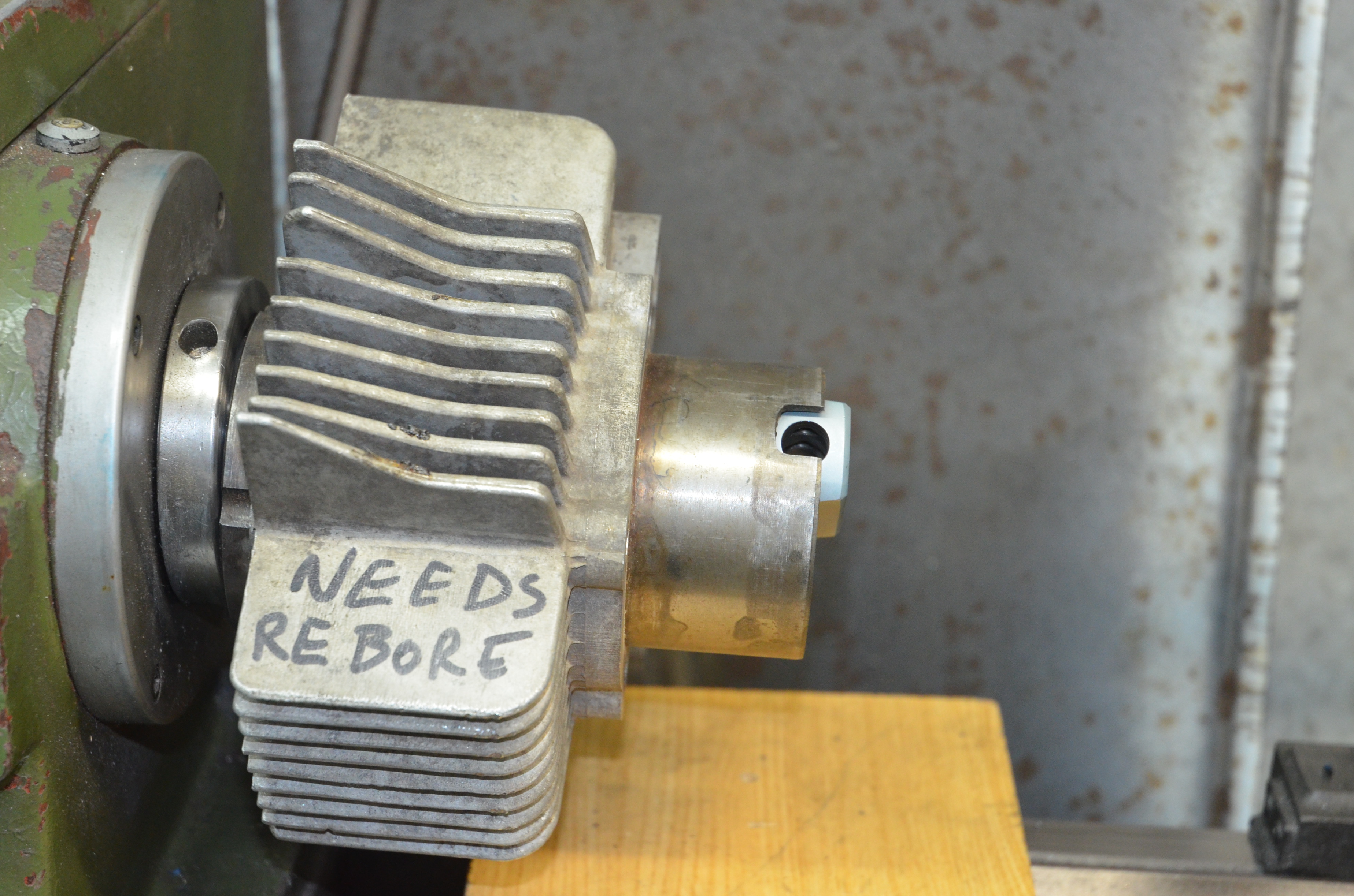 Cylinder boring with a lathe » Motochassis by Tony Foale