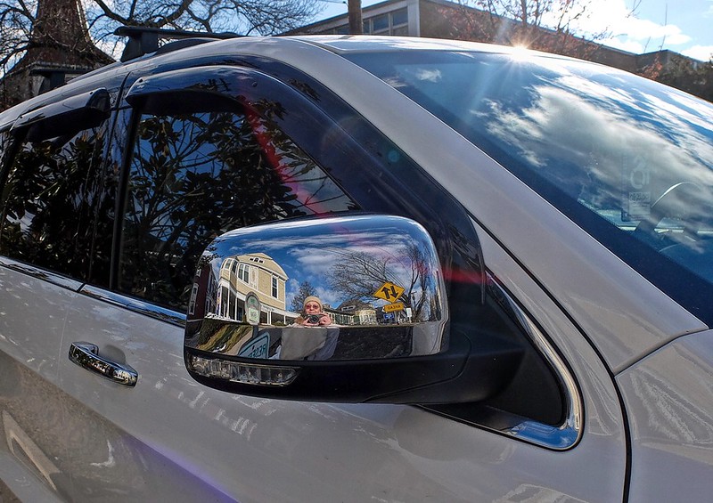 Jak sprawdzić auto po VIN? Dlaczego warto to zrobić? Jak sprawdzić auto