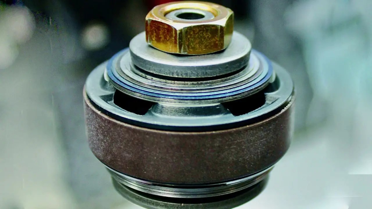 TEN THINGS ABOUT SUSPENSION SHIMS, SHIM STACKS & CLICKERS Motocross