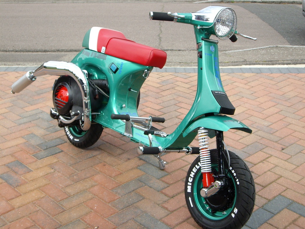 Lambretta Custom Scooters