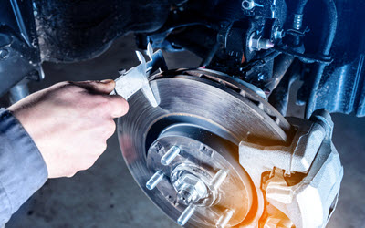 Where to Replace Your Land Rover's Rear Brake Calipers in Bridgewater