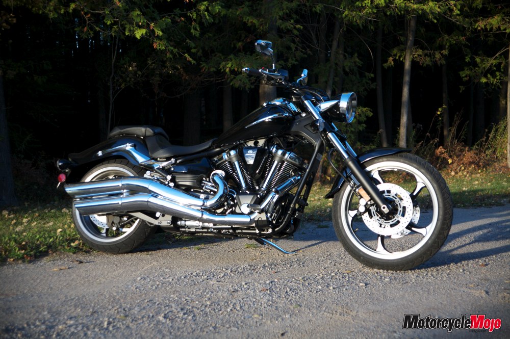 Yamaha xv1900 Roadliner Review and Specs by Mojo Magazine