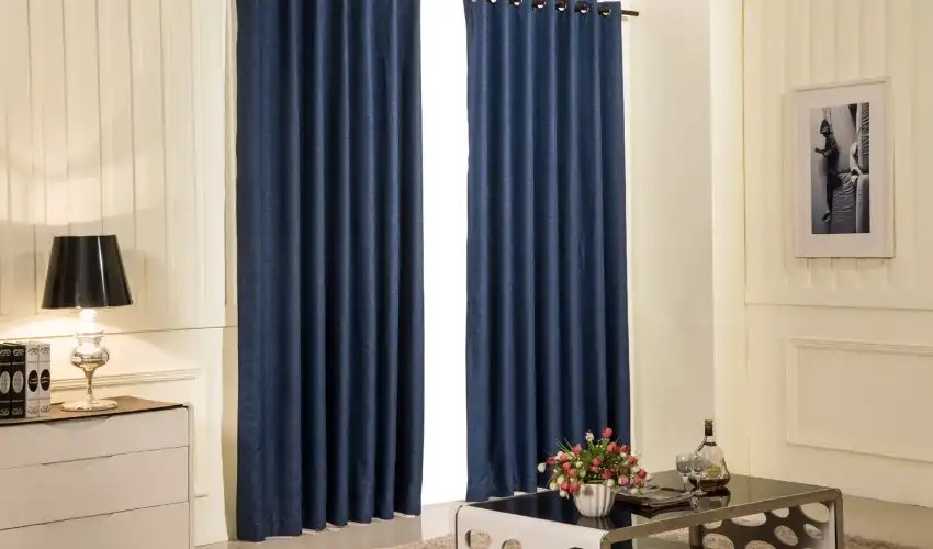 Why Do Day Sleepers Need Blackout Curtains?