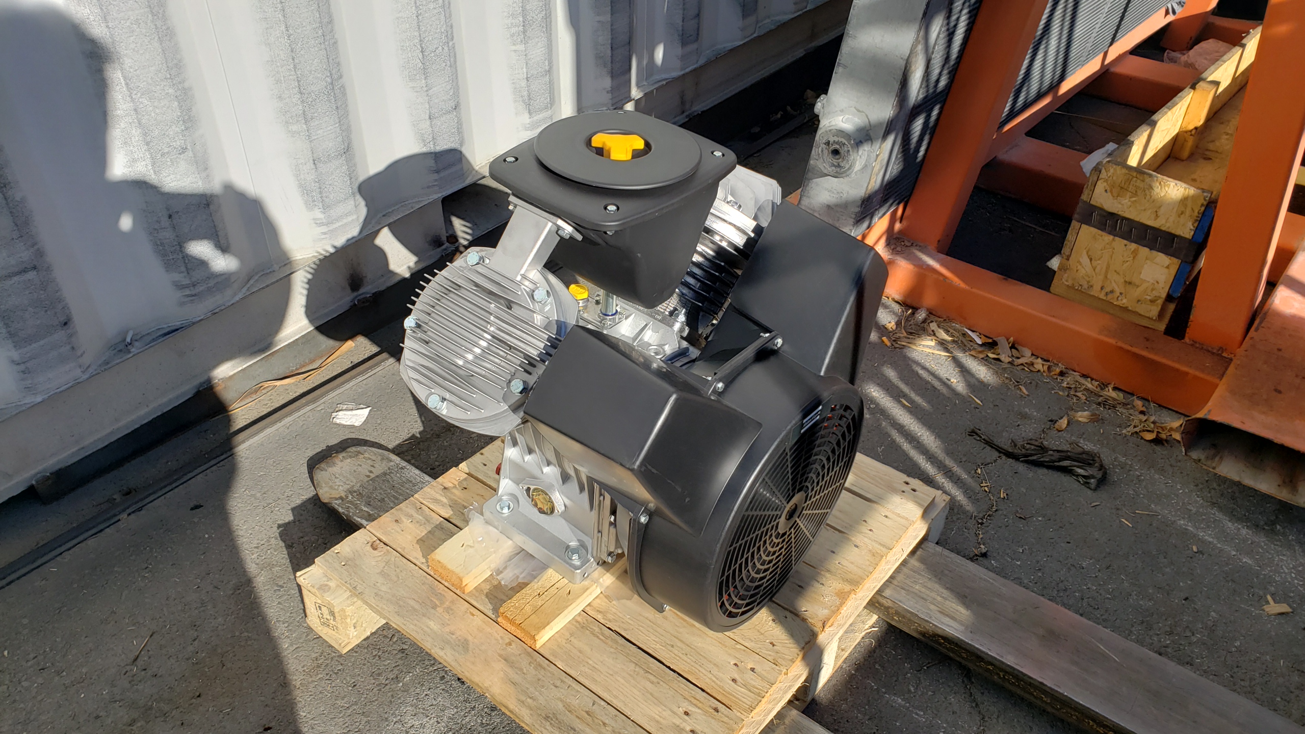 Atlas Copco Hydraulic Air Compressor Unit For Mobile Maintenance