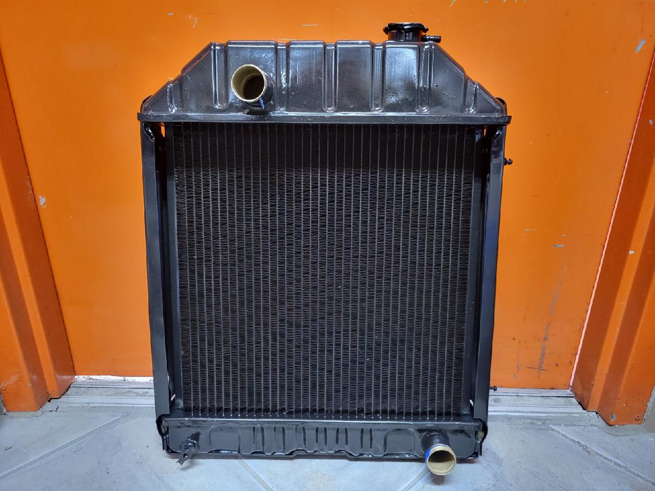 FordIndustrialTractorRadiator01232023.jpeg Motor Mission