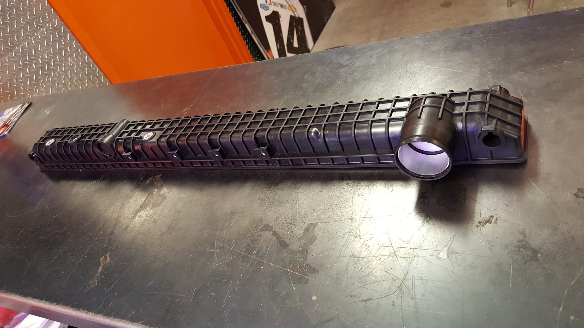 Freightliner Cascadia Plastic Aluminum Radiator Repair & Plastic Top