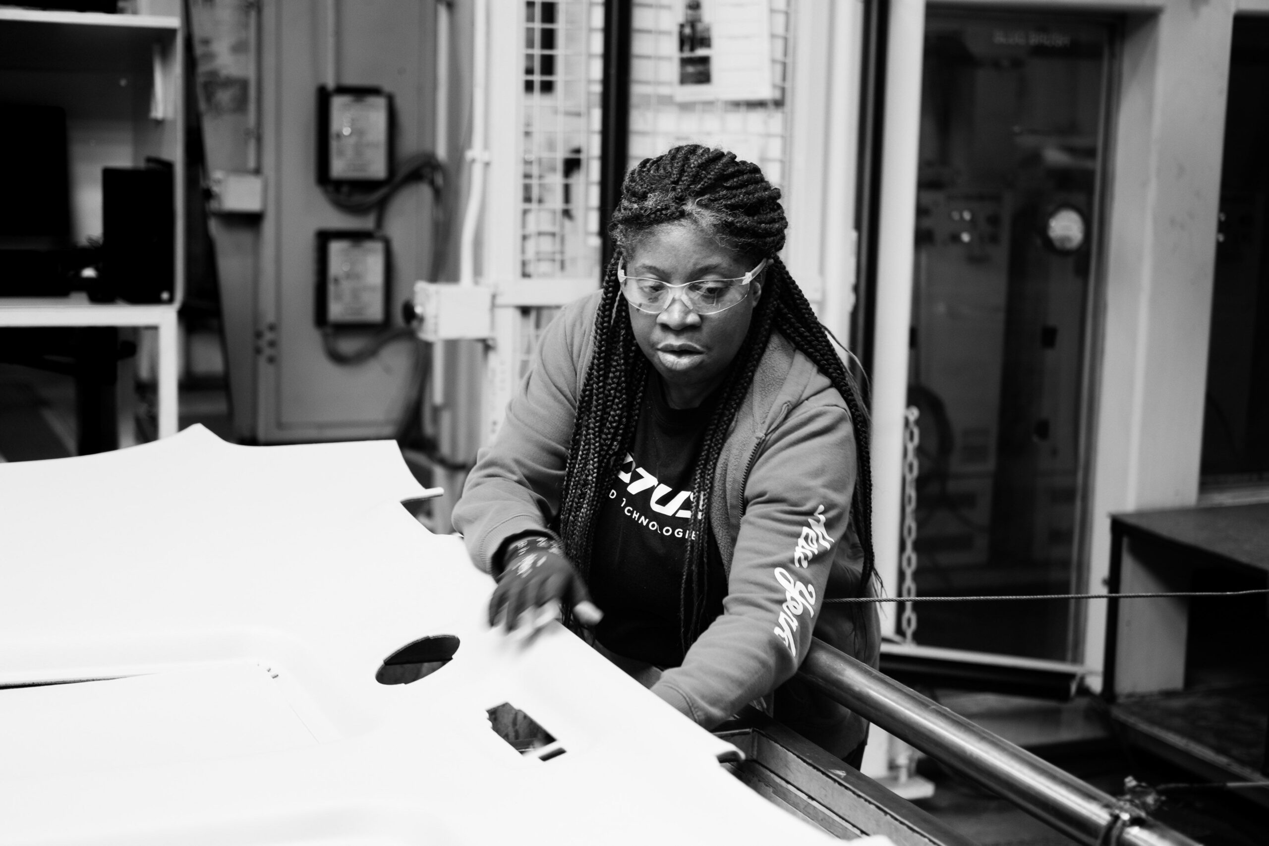 About Motus Integrated Technologies