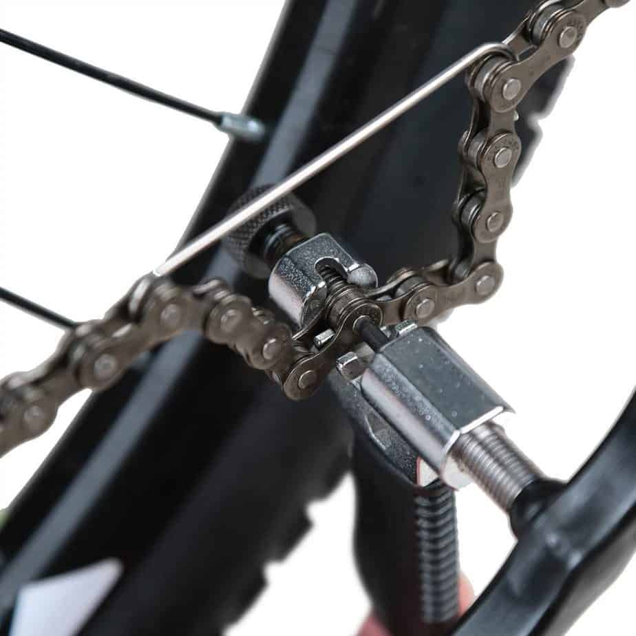 How To Remove A Bike Chain? Top 3 Methods Mountain Bikes Ride