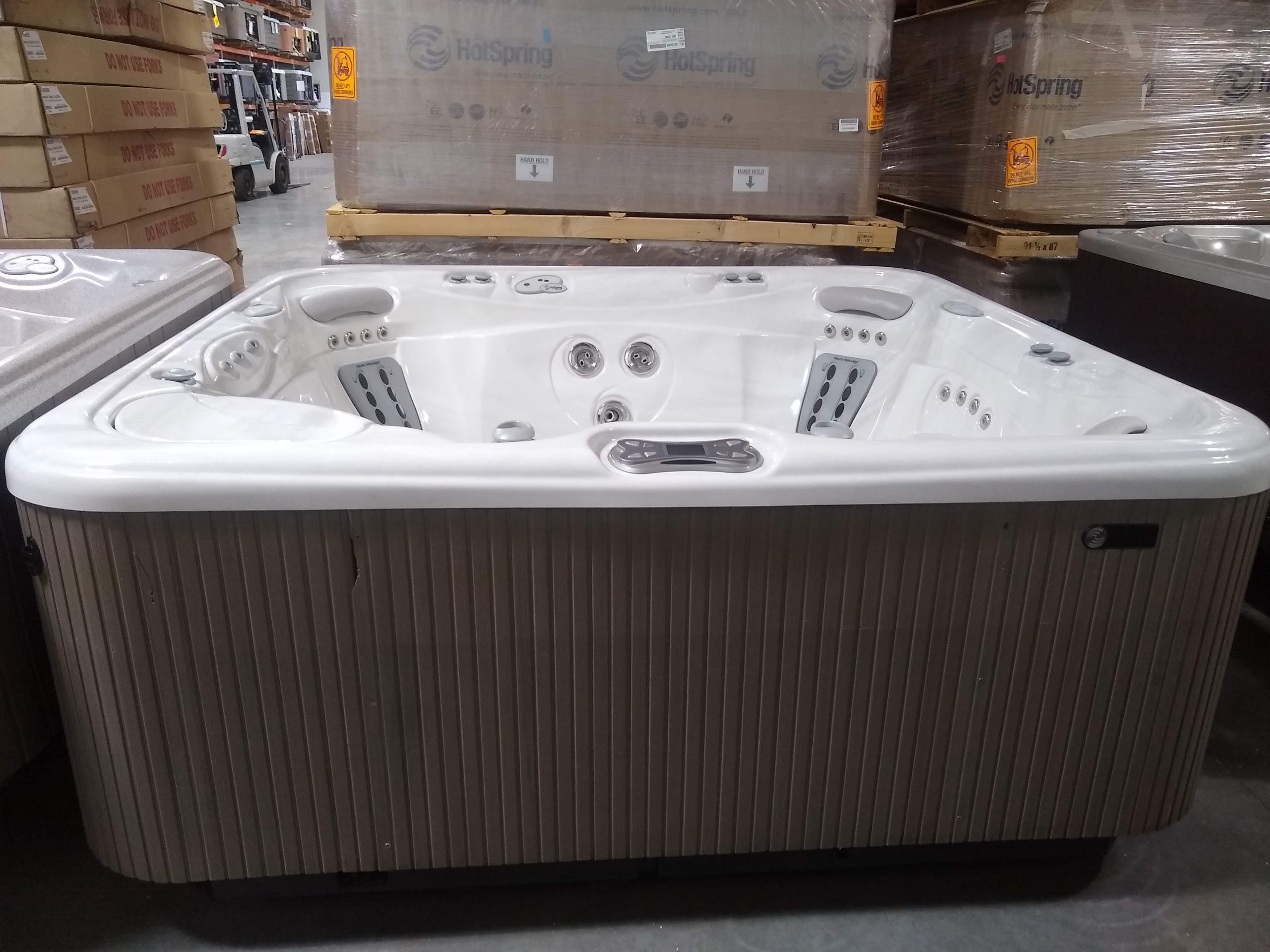 2013 Grandee (Sterling Marble/Coastal Gray) SOLD Mountain Hot Tub