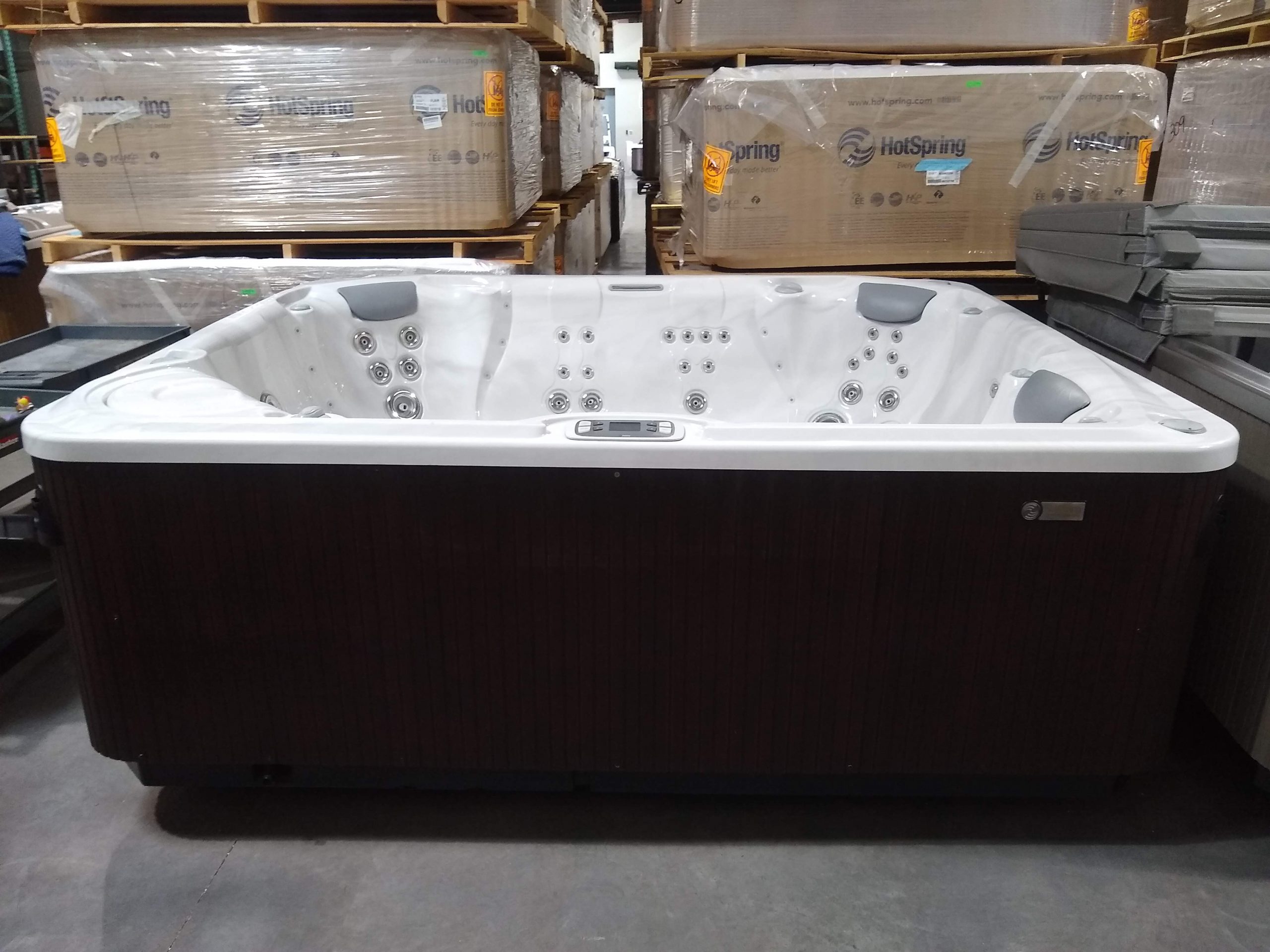 2016 Gleam (Sterling Marble/Espresso) 11995 Mountain Hot Tub