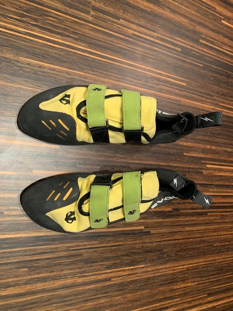 Climbing Shoes for Sale