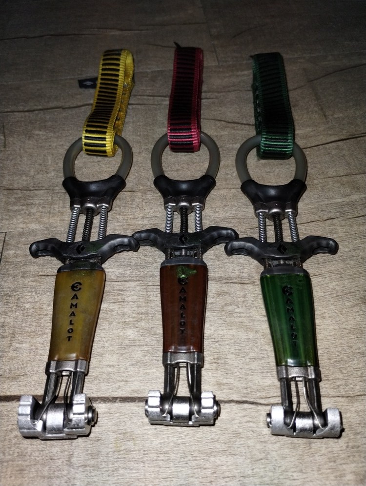 FS Racks on Racks (C4s fist size, thumbloop master cams 16)