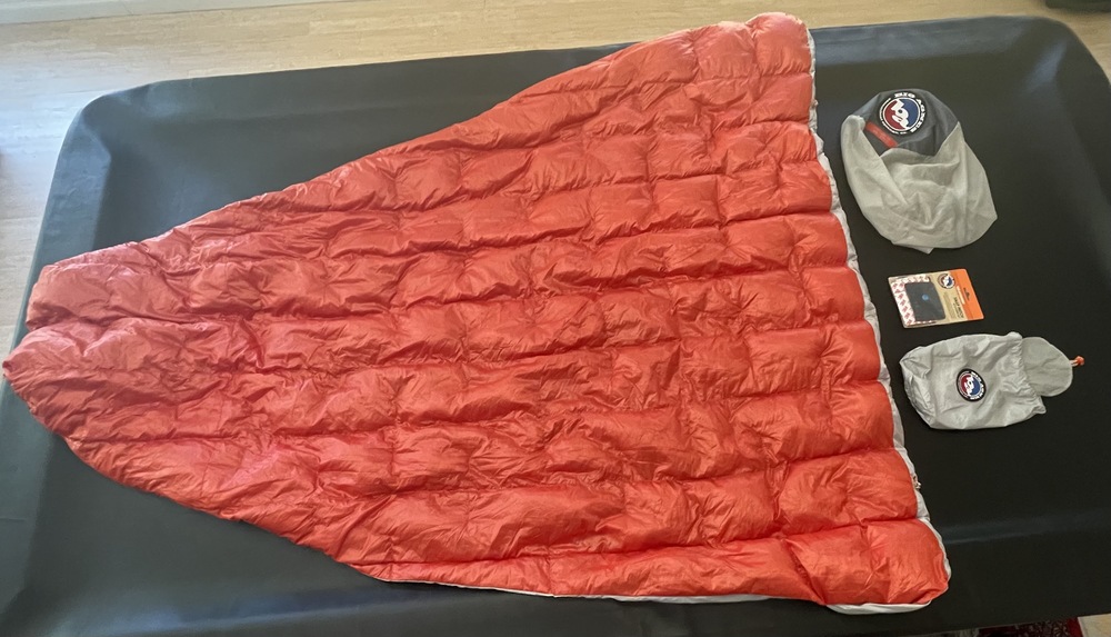 ** FS ** Big Agnes "Fussell" Ultralight Down Quilt, 850 fillpower, 17 oz.