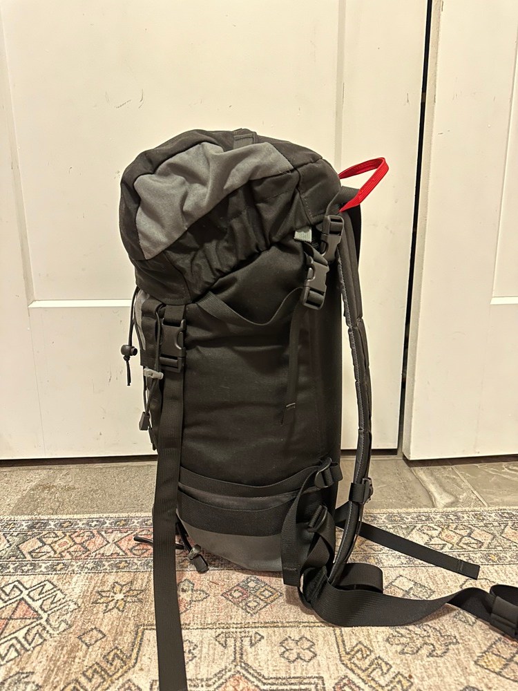 Sold *Custom* Cold Cold World Valdez Climbing Pack (40 L) 100