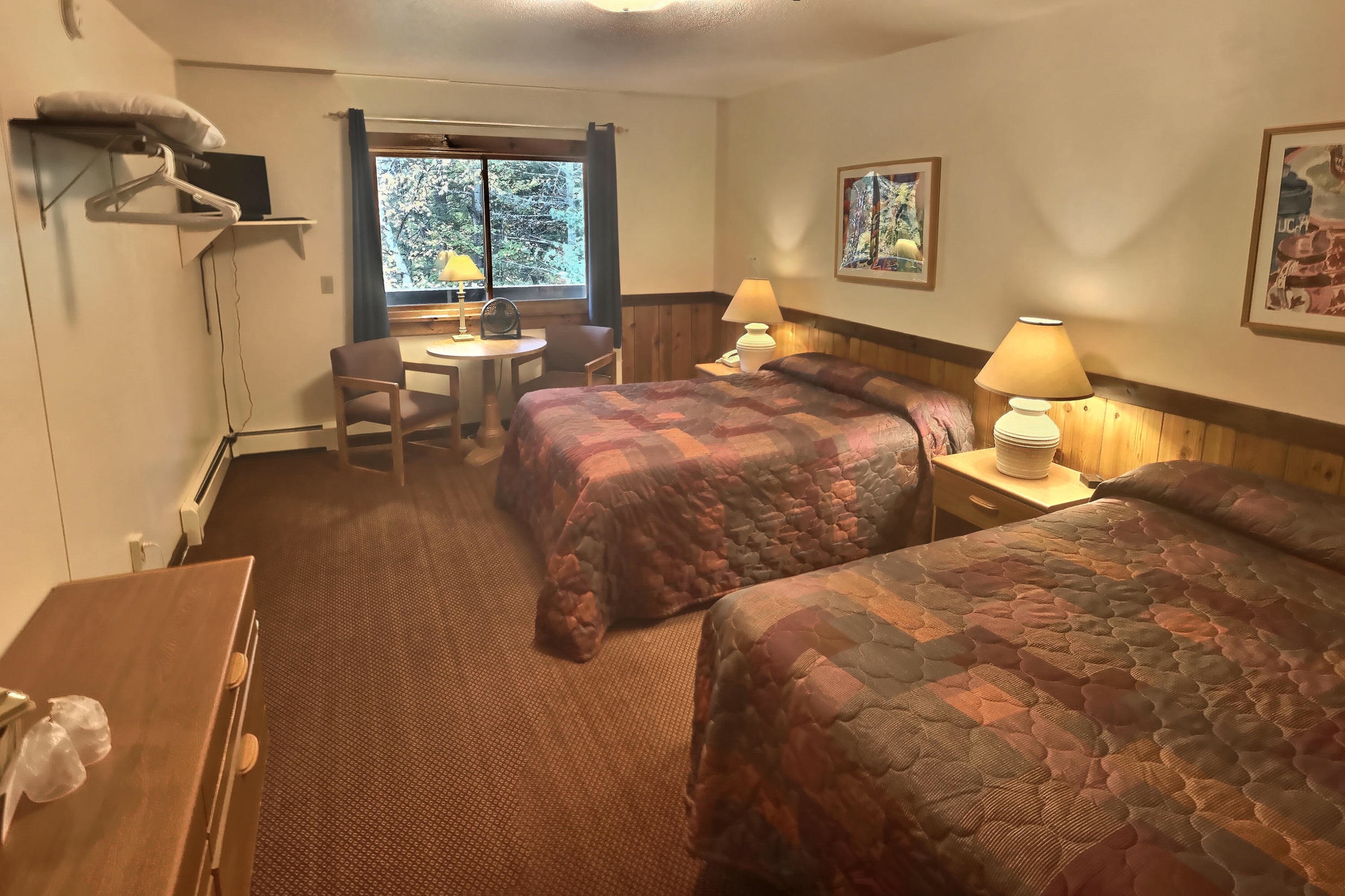 Mountain Sports Inn Bed & Breakfast Rooms in Killington Vermont