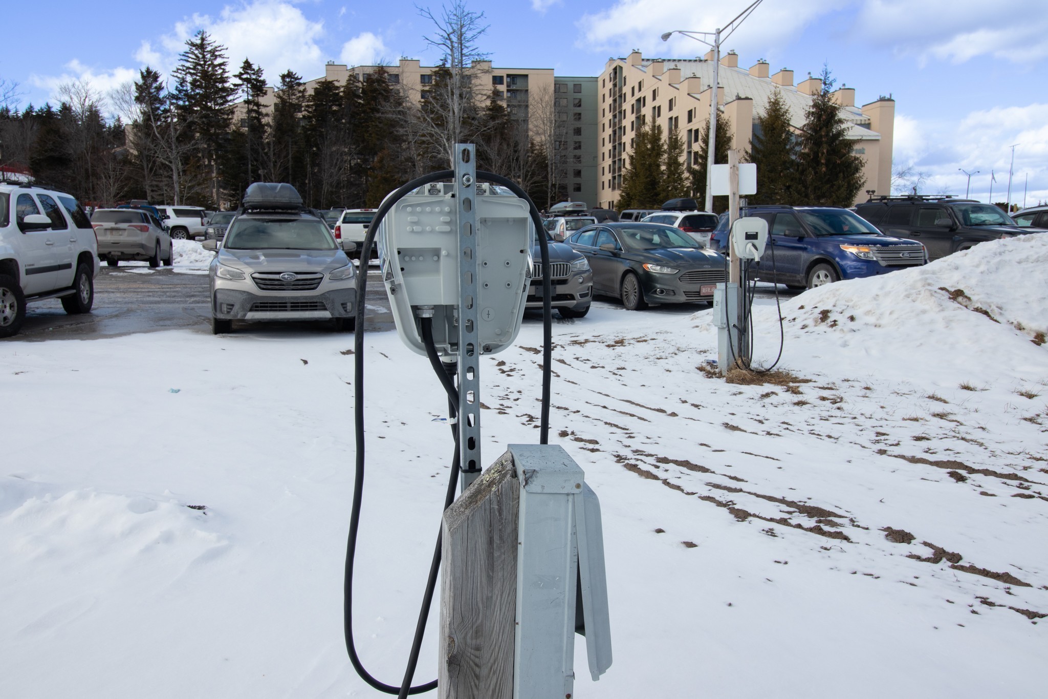 Electric Vehicle (EV) Charging Stations at Snowshoe Mountaintop Condos