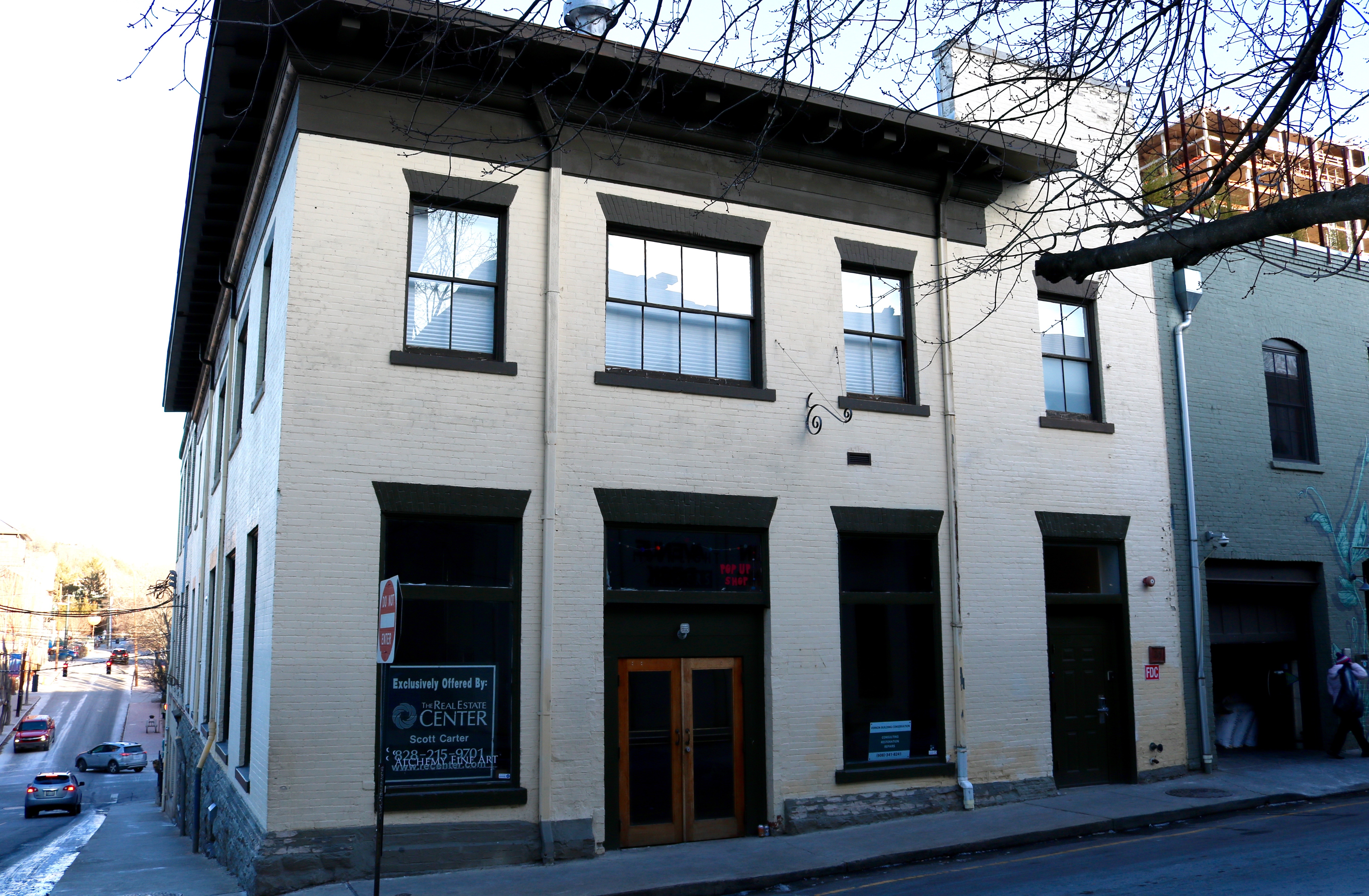 City moves toward major crackdown on shortterm rentals Mountain Xpress