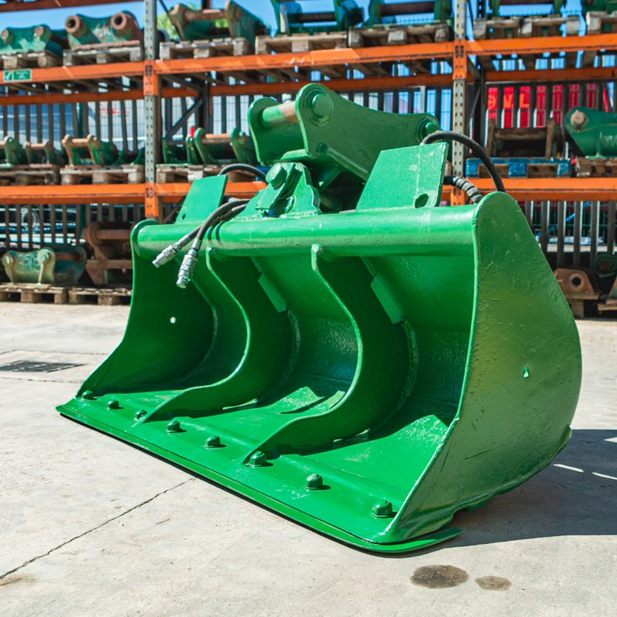 10 16T Hydraulic Tilting Bucket Mount Machinery