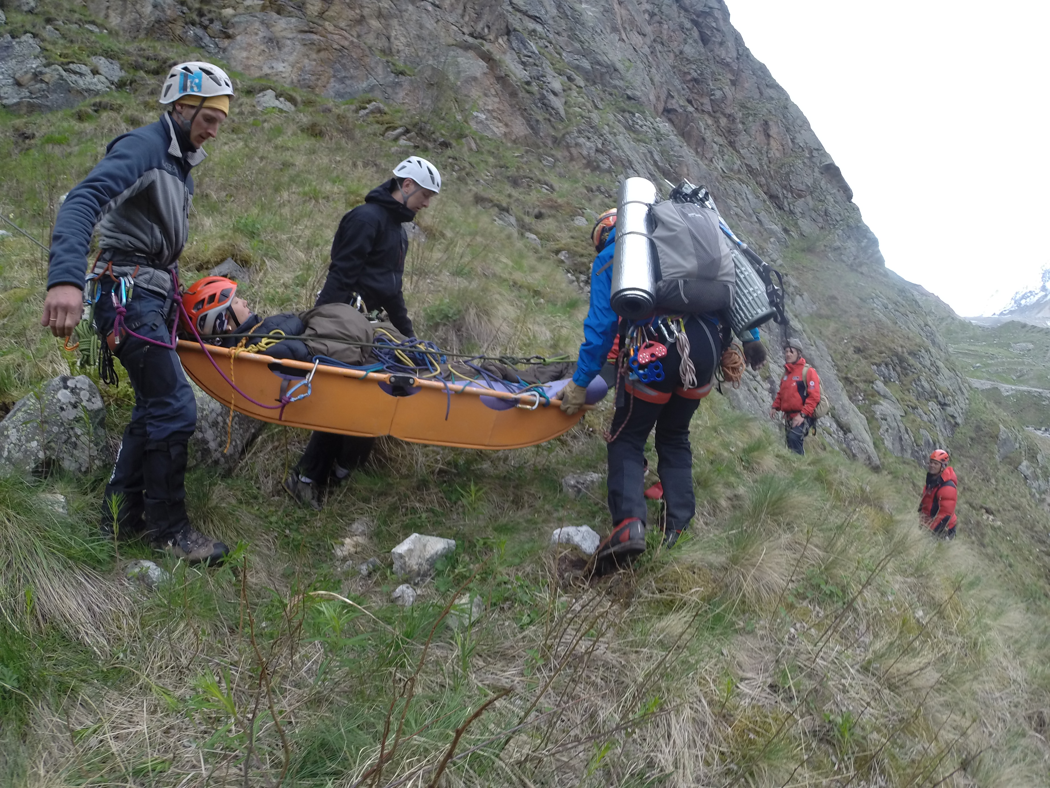 Спасательные работы в горах. Описание программ.