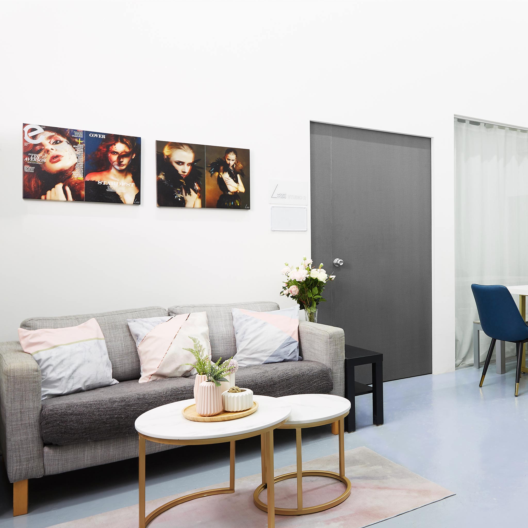 SofaArea Mount Studio