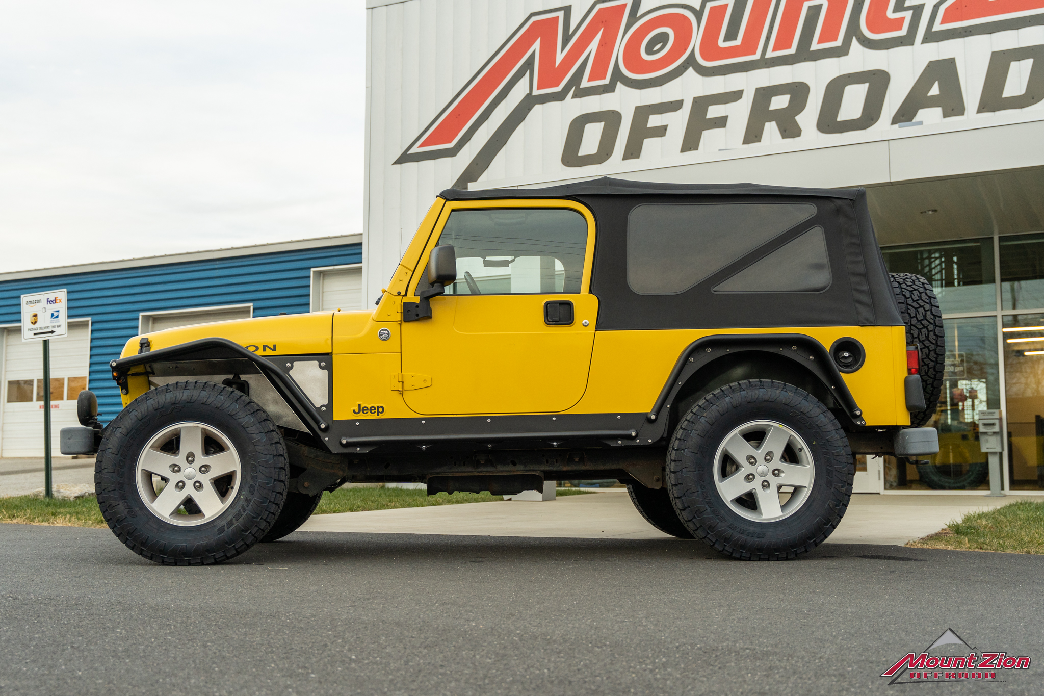 2006 Jeep Wrangler Unlimited Solar Yellow Mount Zion Offroad