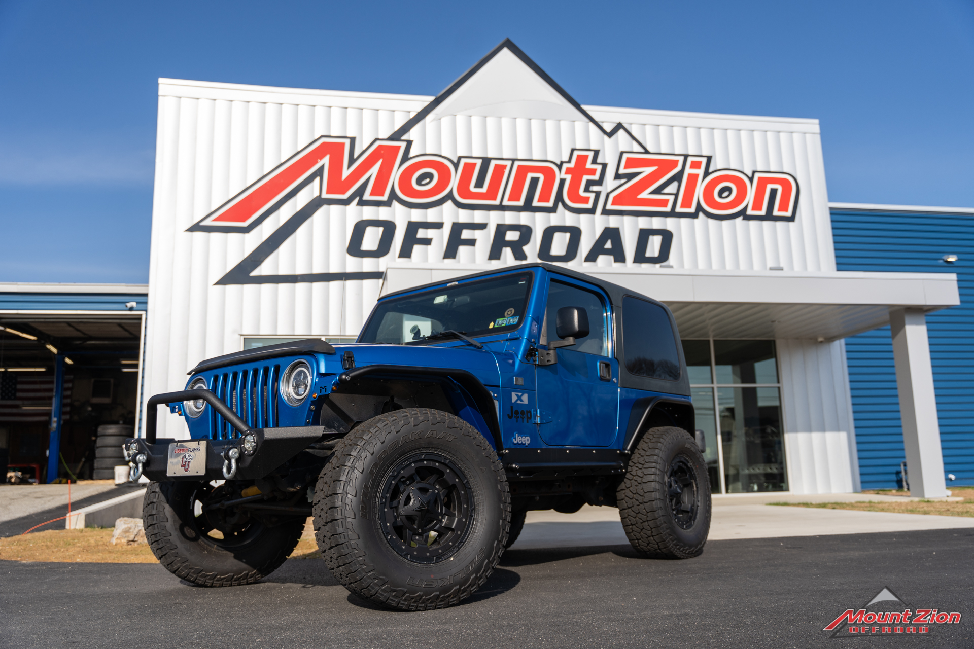 Actualizar 75+ imagen 2003 blue jeep wrangler Thptnganamst.edu.vn