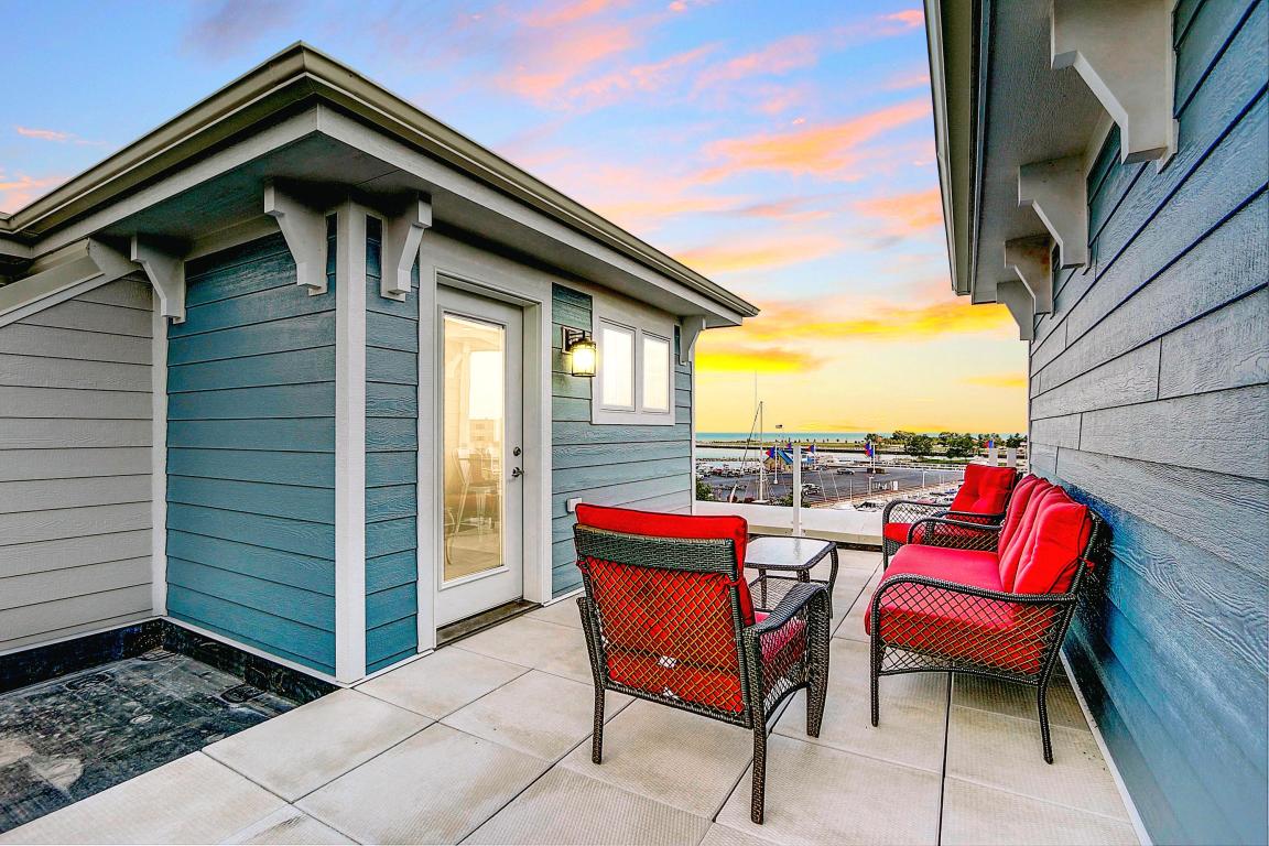 Port Washington Real Estate Find a Port Washington Realtor Bob Arnold