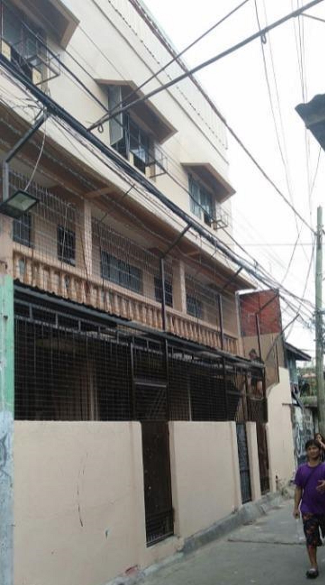 50 Persons Staff house Office Warehouse Commercial Building for RENT nr