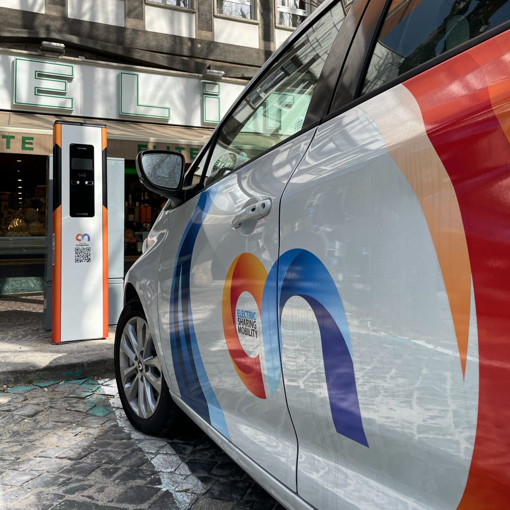 Siemens provides chargers and app for On’s multimodal electric vehicle