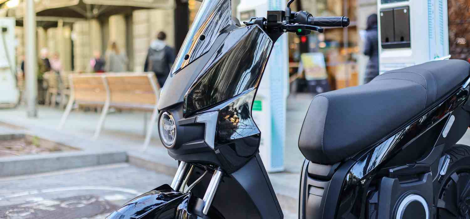 Scooter elettrico in sharing a Firenze come funziona e quanto costa