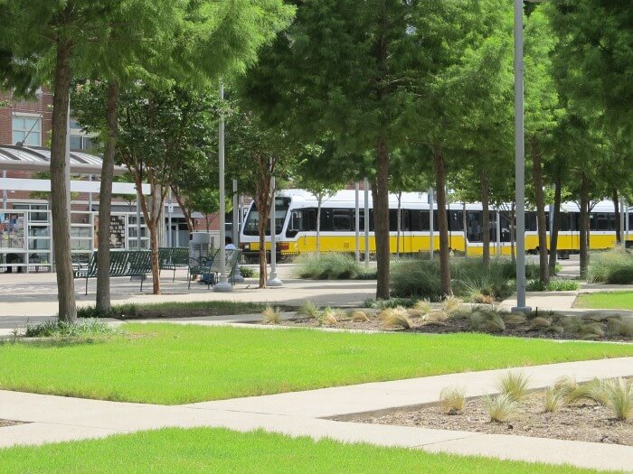 Moving to Dallas? 2023 Living Costs & Relocation Tips