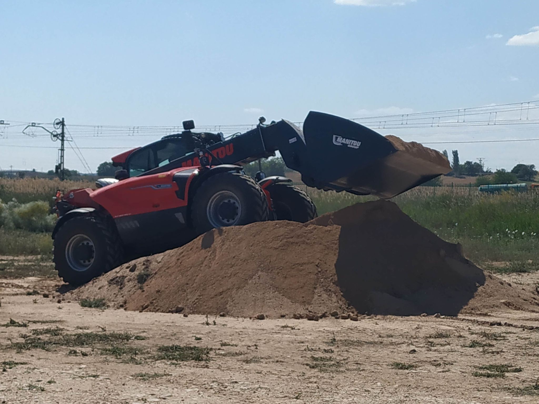 MANITOU CONTÓ CON UNA GRAN ACOGIDA CON SU MLT NEW AG XL TRAINING TOUR