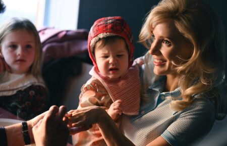(L-R): Jessica Chastain as Tammy Wynette in a scene from the Limited Series, "George & Tammy". Photo Credit: Dana Hawley/Courtesy of SHOWTIME.