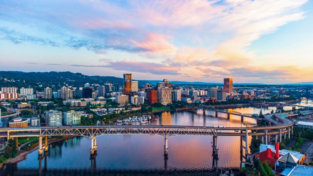 Moving from California to Oregon A Complete Guide