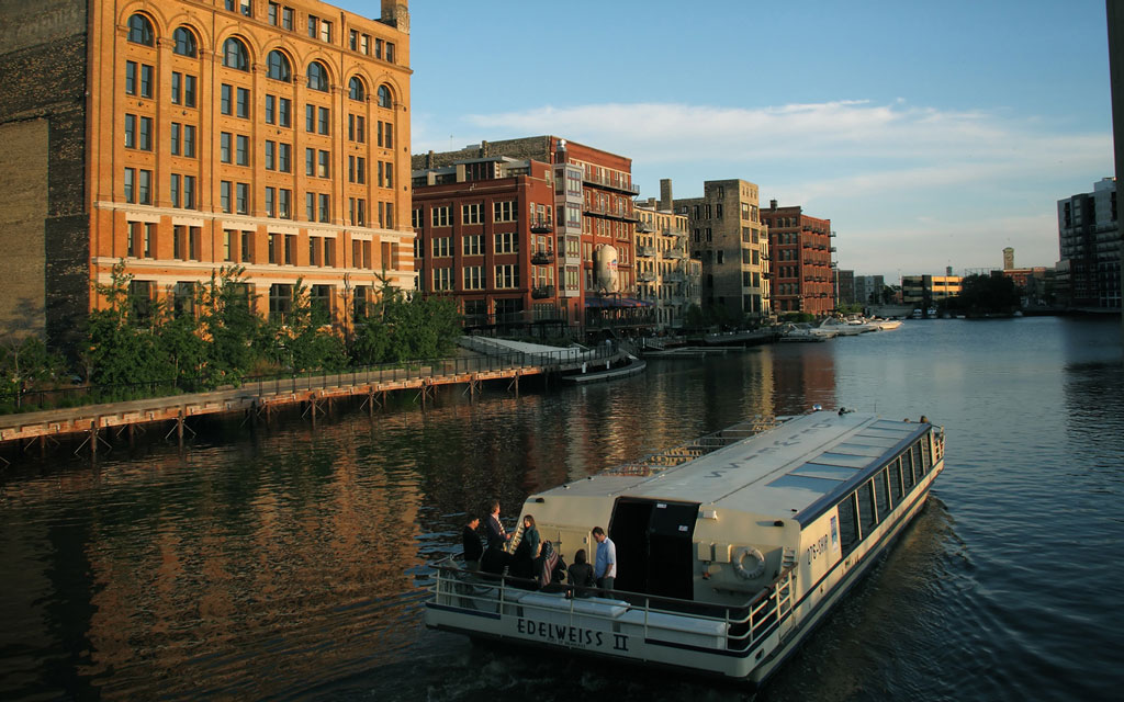 Milwaukee Area Real Estate southeast wisconsin real estate rhonda