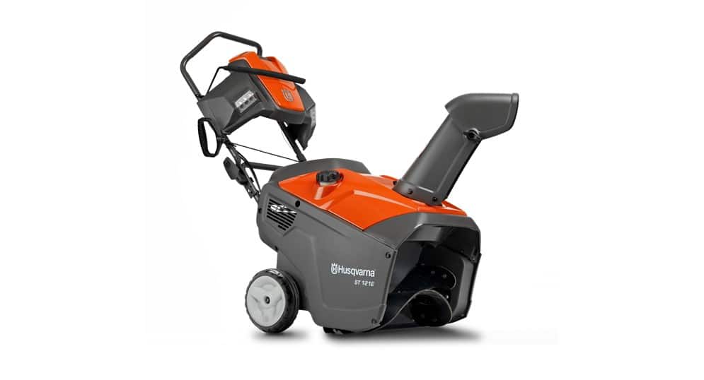 Husqvarna ST121E Review(2013 Model) 21 in 208cc SingleStage Snow Blower