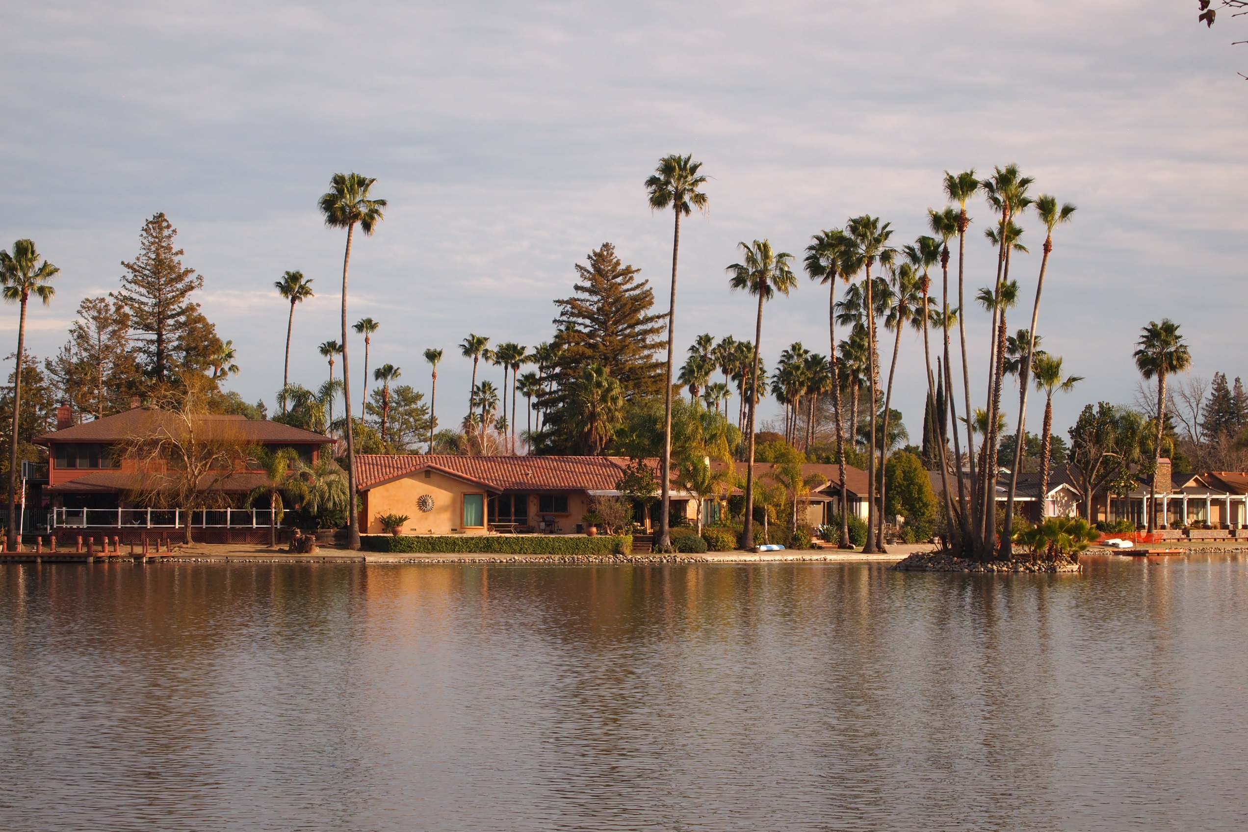 Pocket Sacramento Neighborhood Guide