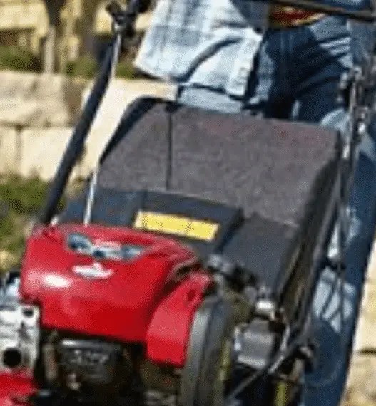Toro Self Propelled Mower Reviews and Buying Guide