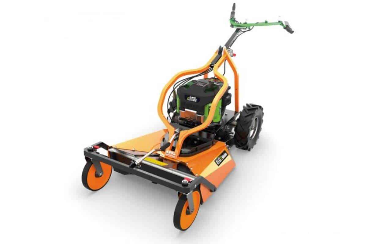 7 Best Commercial Walk Behind Mowers [2023 Buying Guide]