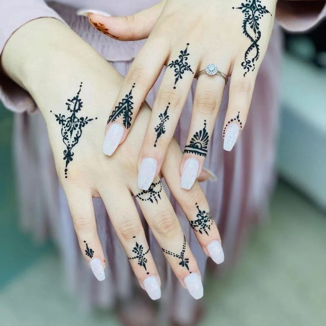 صور نقش حناء حديثة 2025