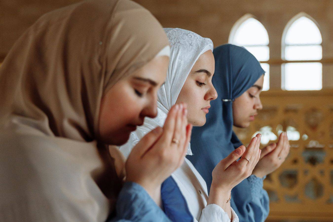 استغلال يوم عرفة لغير الحاج