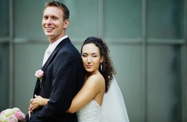 فرق الطول المناسب بين الزوجين