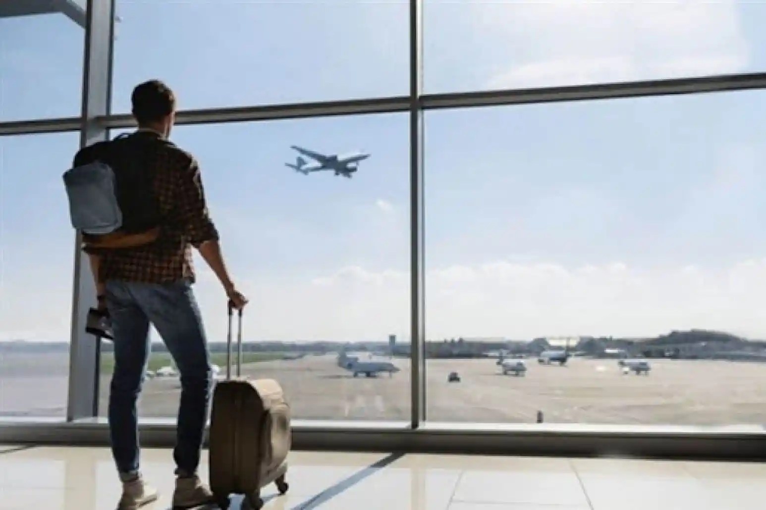 تفسير حلم رؤية سفر الزوج في المنام