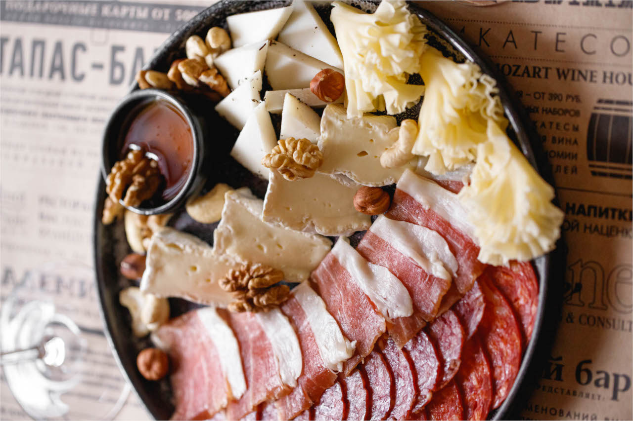 Mozart Wine House Главная