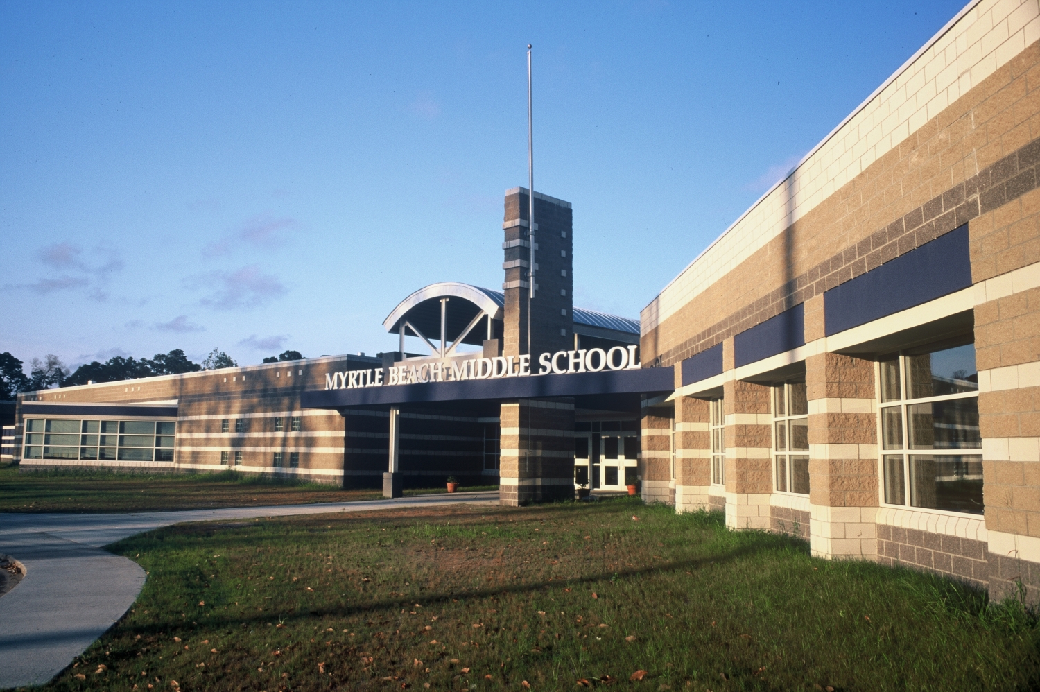 Myrtle Beach Middle School – Mozingo + Wallace