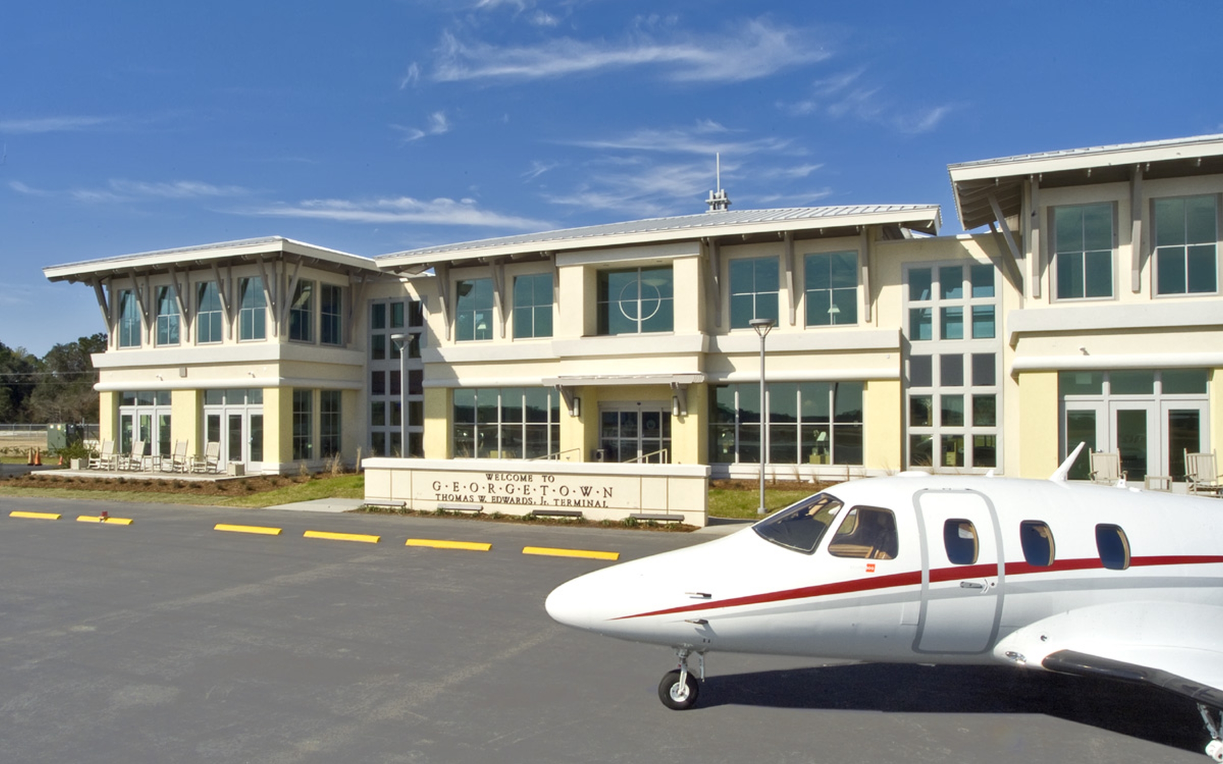 County Airport Terminal Mozingo + Wallace