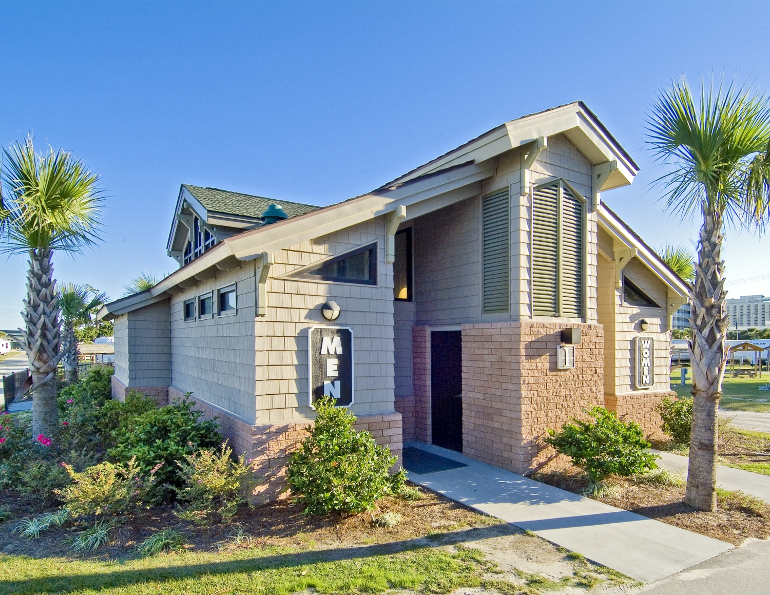 Myrtle Beach Travel Park Bathhouses Mozingo + Wallace