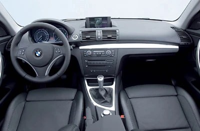 BMW 1 Series Coupe สปอร์ตไซส์เล็กกรุ่นกลิ่นอาย2002