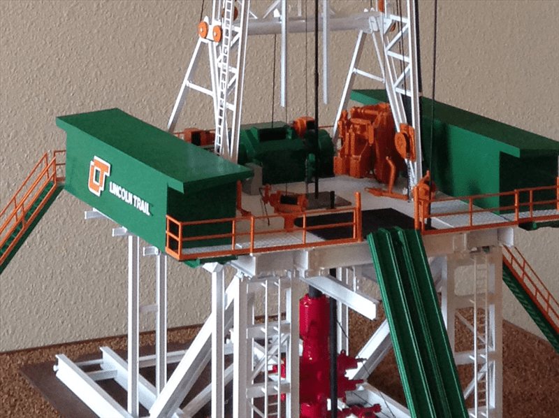 LT drill rig model 6